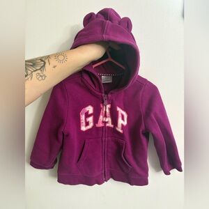 GAP Kids purple sweatshirt 18-24 months